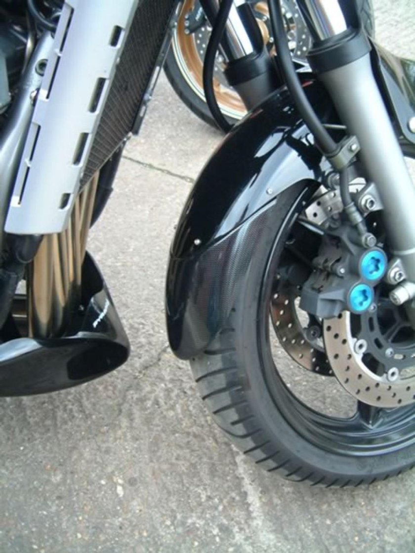 Задне крыло Ямаха Фазер 1000