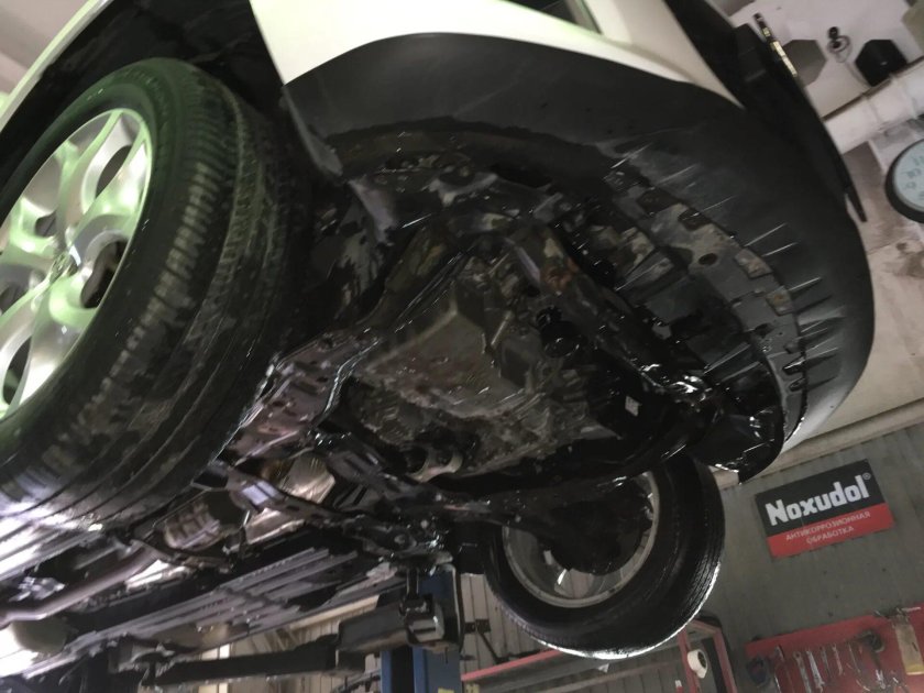 Mazda CX 5 днище