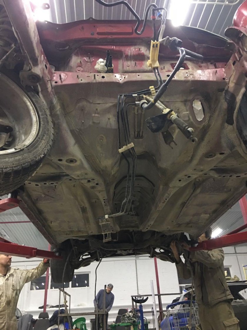 Днище Mazda 3 BK седан