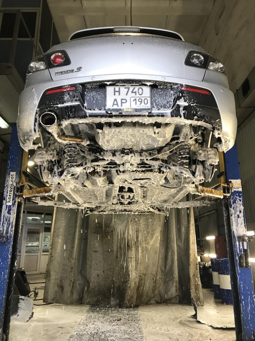 Днище Mazda 3 BK