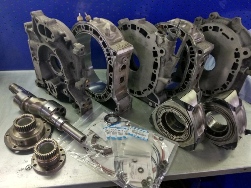 Роторный ДВС Мазда rx8