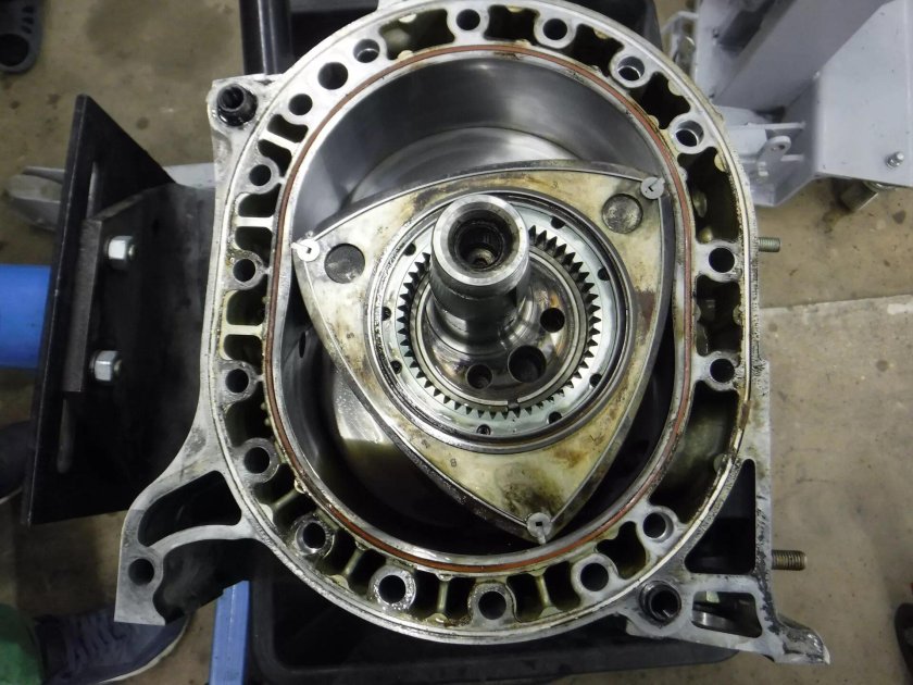 Роторный мотор Мазда рх8