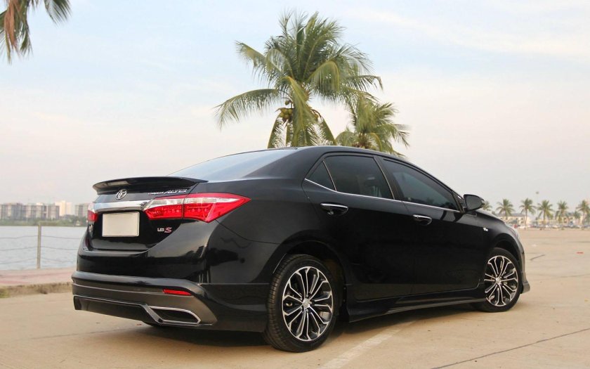 Обвес Тойота Королла е180