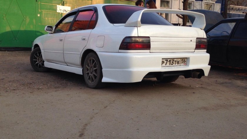 Toyota Corolla ae100