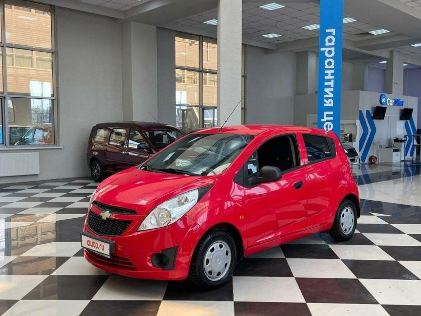 Chevrolet spark m 300