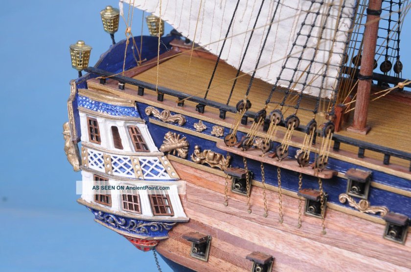 Модель корабля Беллона