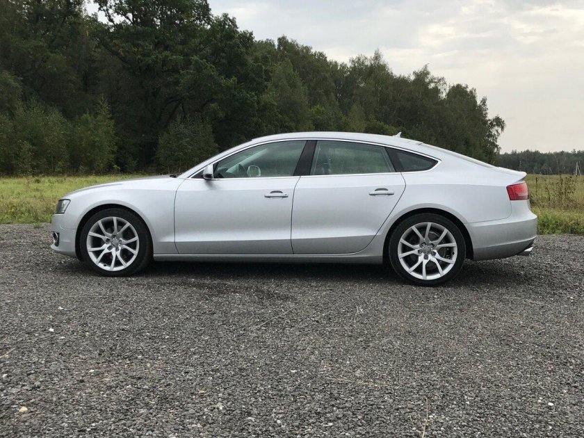 Audi a5 лифтбек