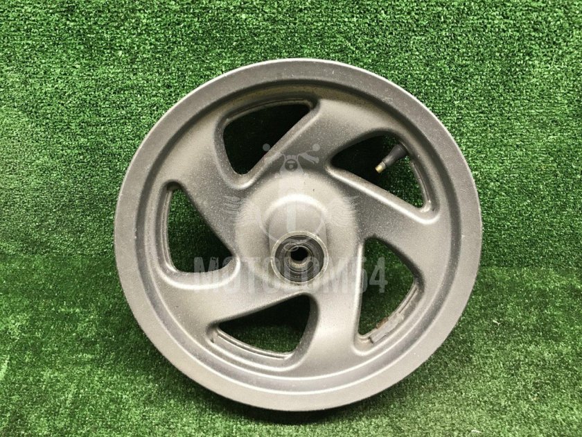 Запчасти на Yamaha Majesty 125