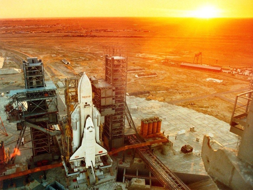 Буран космический корабль СССР