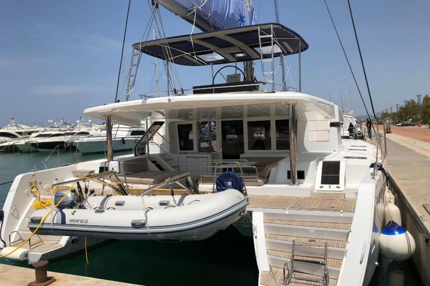 Катамаран Lagoon 52