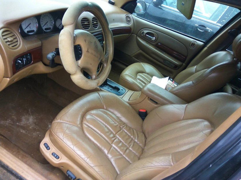 Крайслер 300м салон