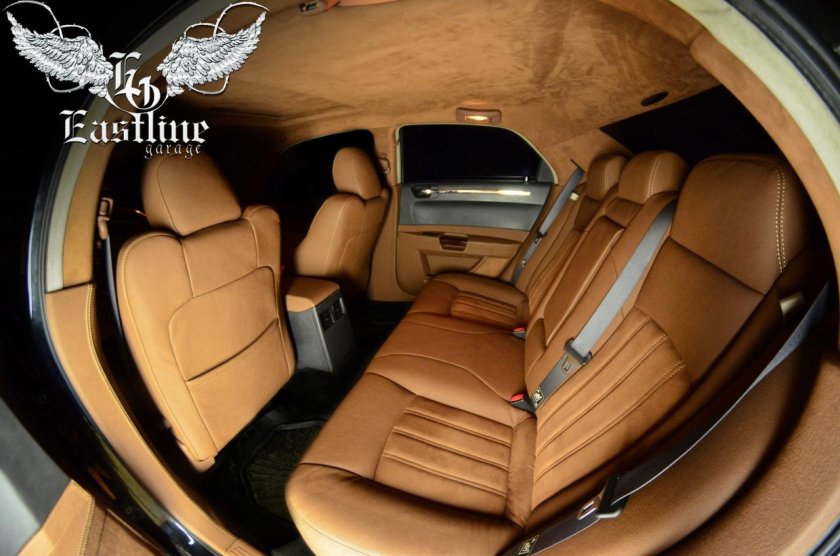 Крайслер 300c перетяжка потолка