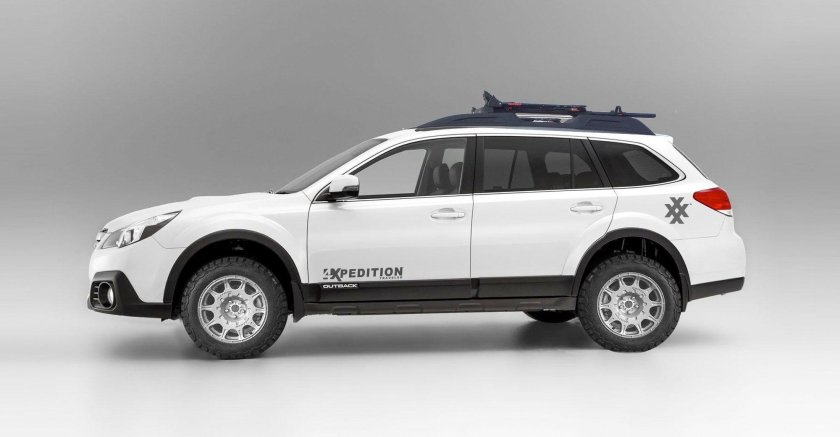 Субару Аутбек 2014 года