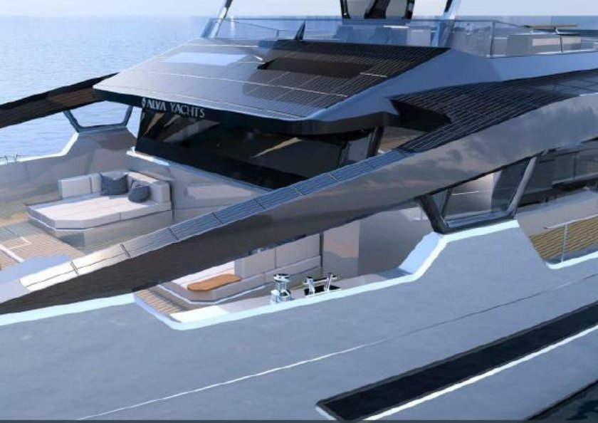 Яхта моторная