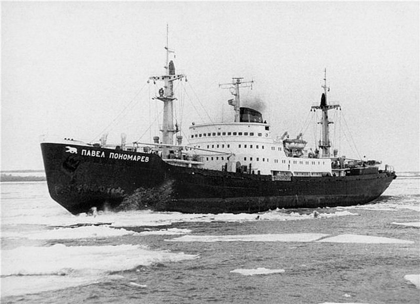 Дизель электроход Павел Пономарев