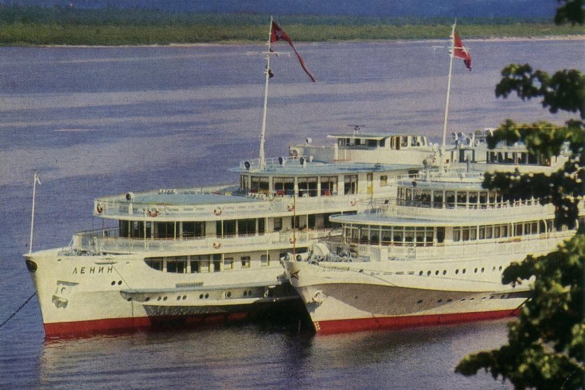 Дизель электроход Советский Союз