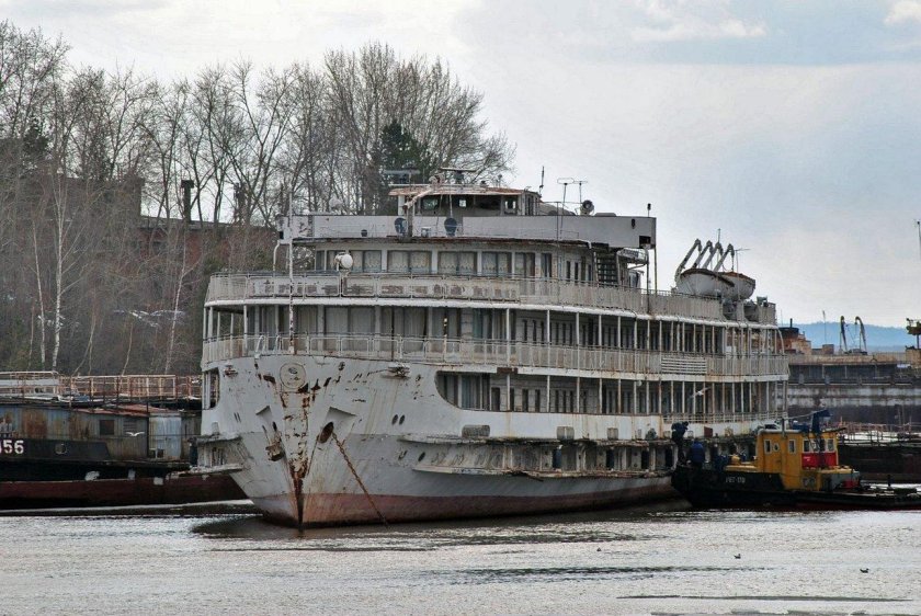 Дизель электроход советский союз