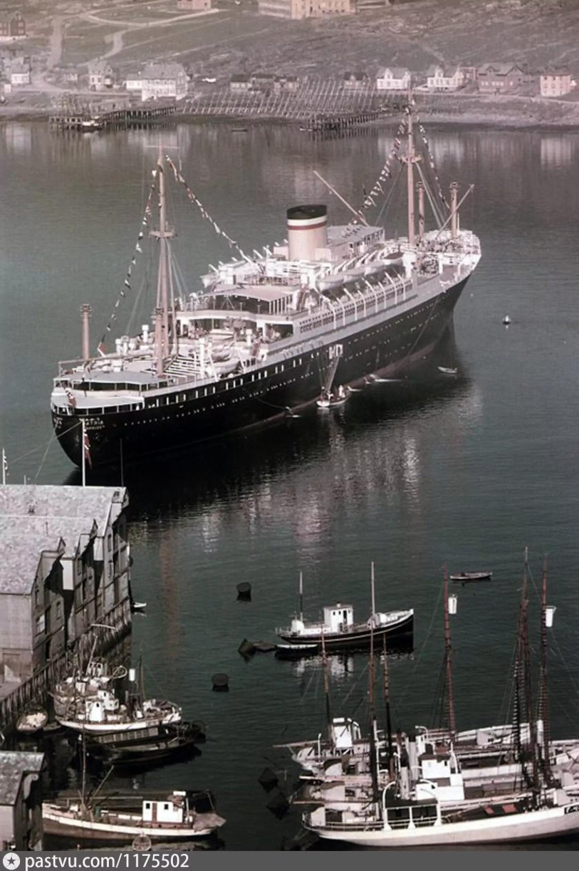 Дизель-электроход "Россия" ("Patria", 1938,