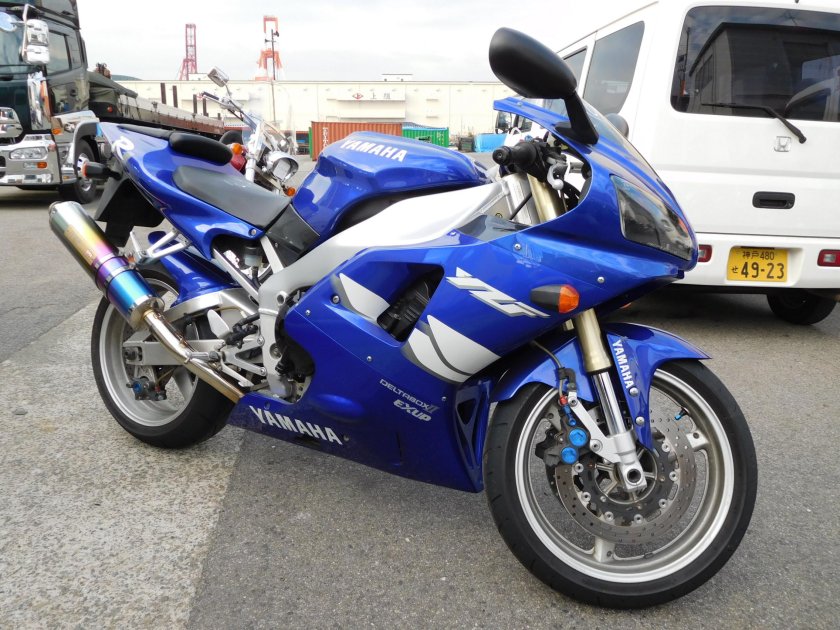 YZF r1 1999