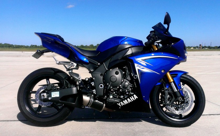 Yamaha YZF r1 зелёный