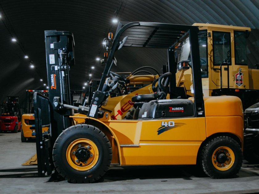 Дизельный вилочный погрузчик