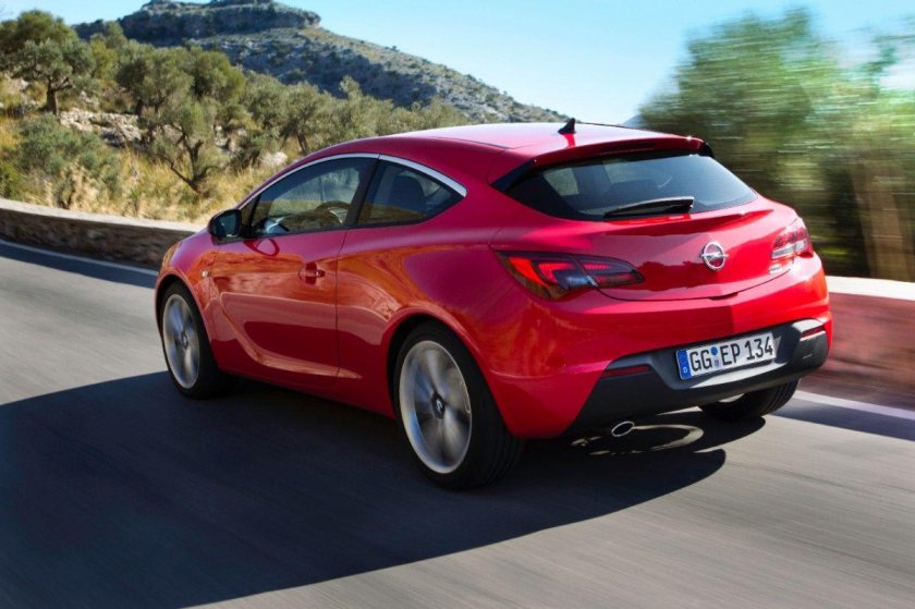Opel Astra GTC