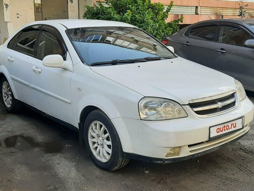 Chevrolet lacetti 2010 седан