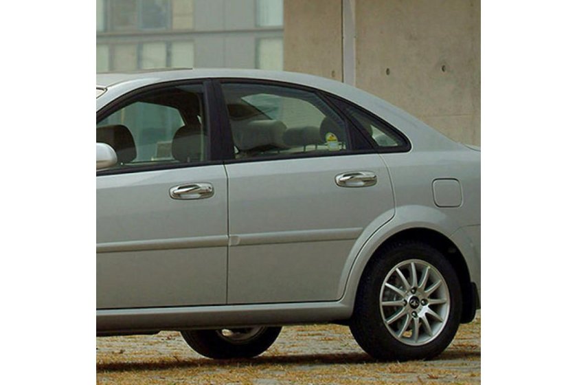 Двери Шевроле Лачетти седан