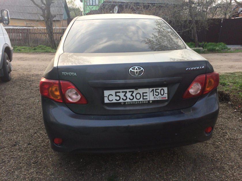 Тойота Королла 2007 сзади