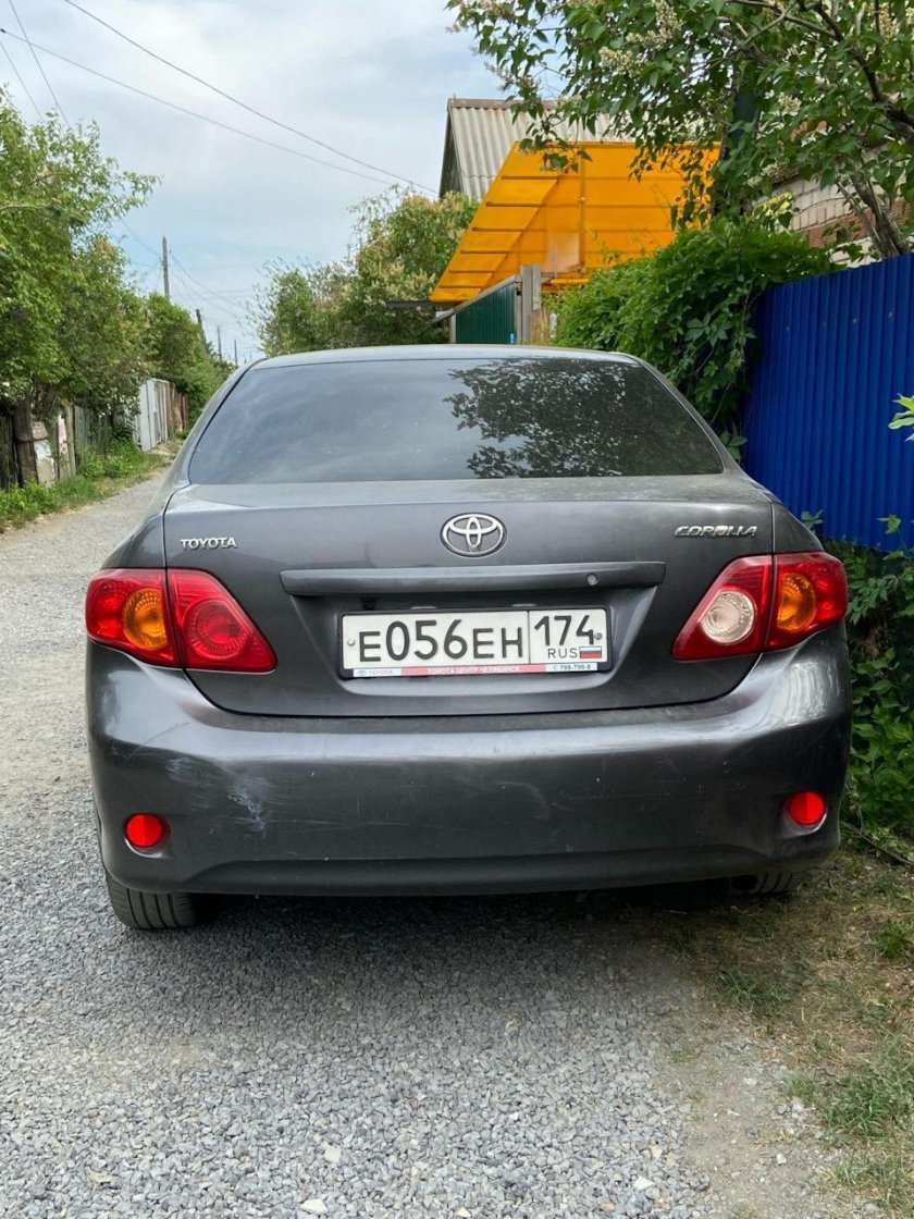 Тойота Королла фото сзади