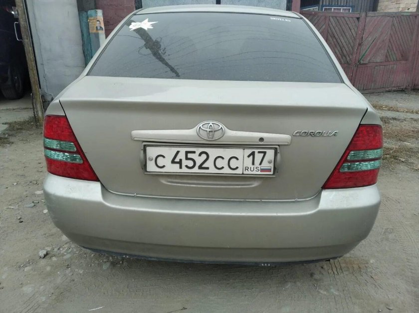 Тойота Королла 120 седан