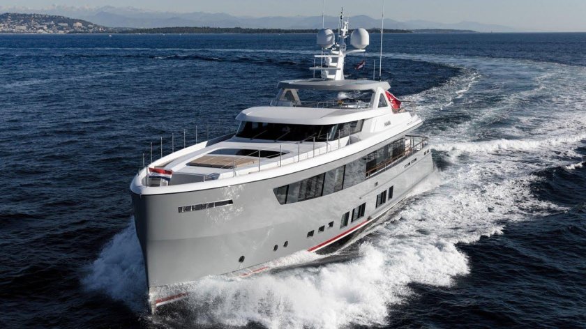 Моторная яхта Mulder 1500