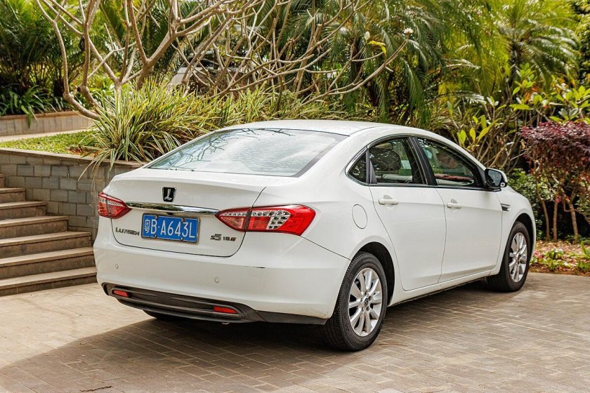 Luxgen5 sedan