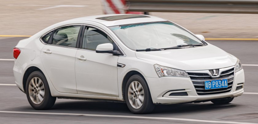 Люксджен купе автомобиль