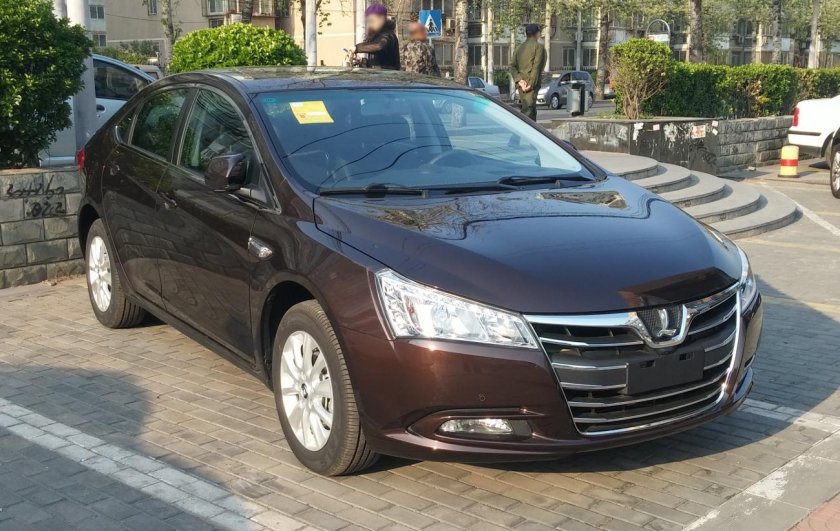 Luxgen5 sedan