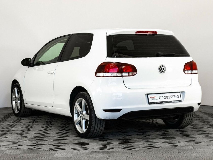 Volkswagen golf 2015 белый