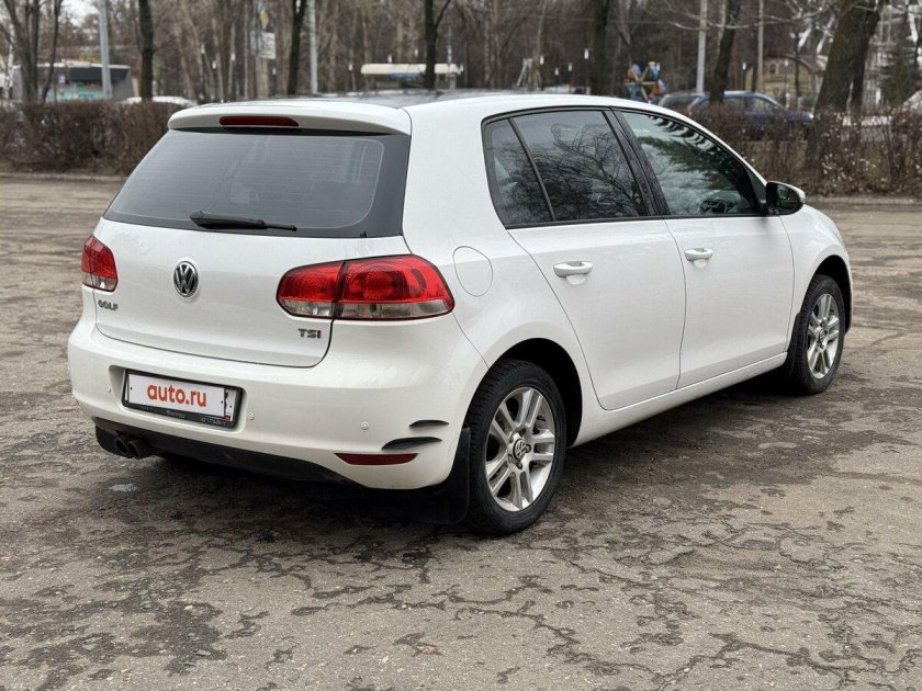 Volkswagen golf vi