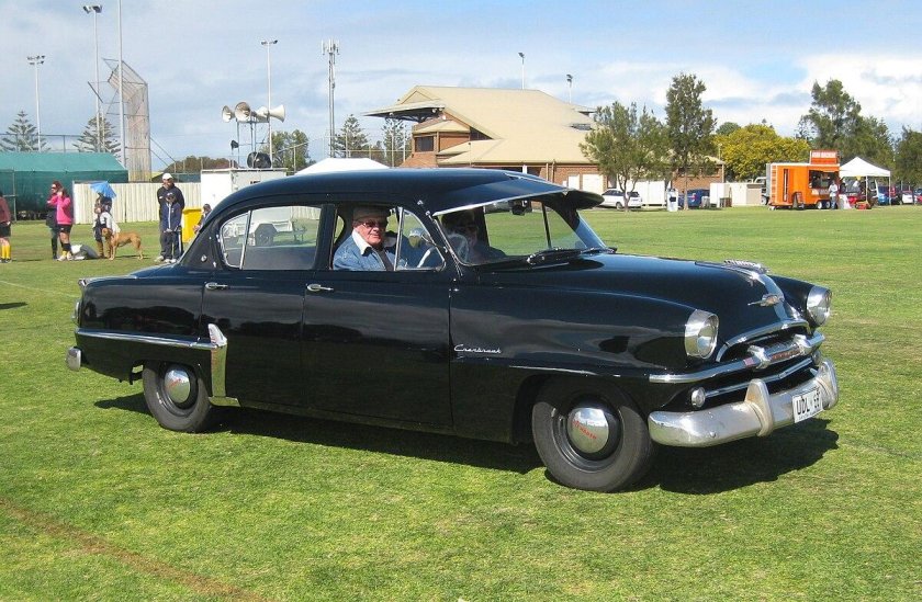 Plymouth Cranbrook 1953