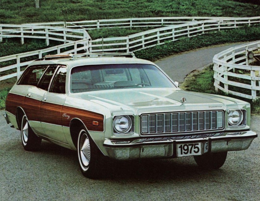 Plymouth Fury 1975