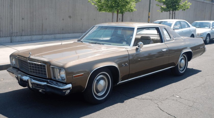 Plymouth Gran Fury 1975
