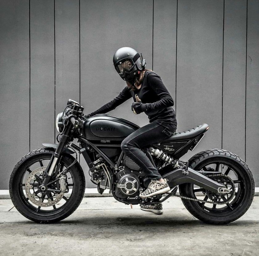 Ducati Scrambler Cafe Racer