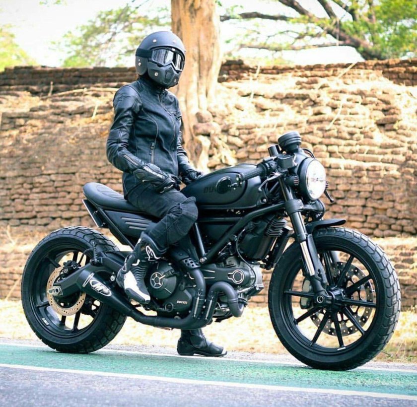 Ducati Scrambler Cafe Racer