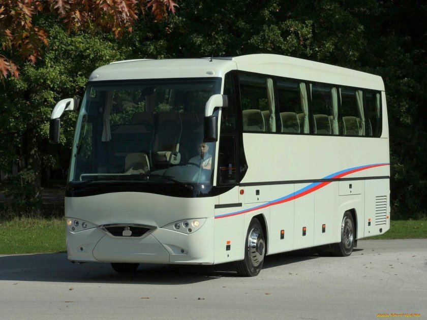 Автобус там Югославия