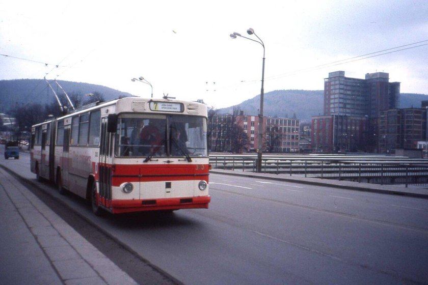 Шкода санос троллейбус