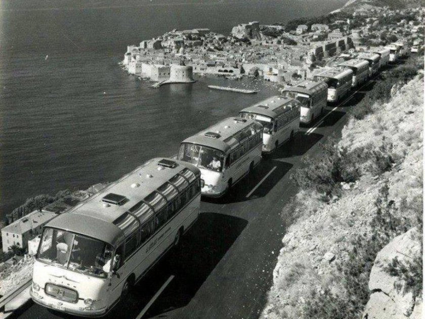 Старые автобусы