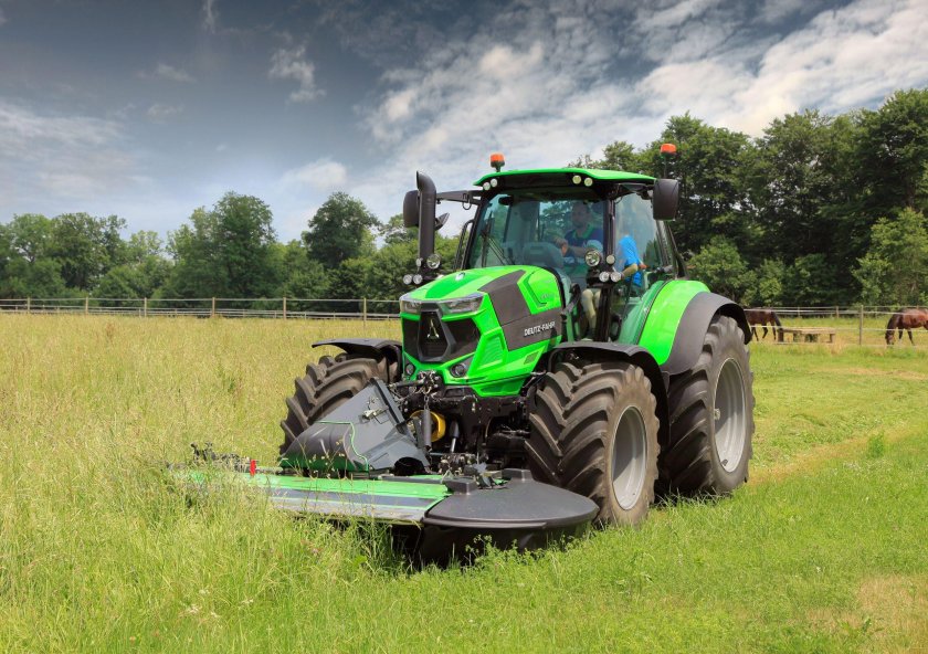 Трактор Deutz Fahr