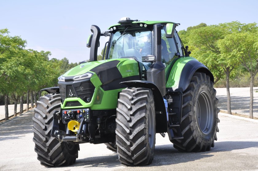 Трактор Deutz Fahr 9340