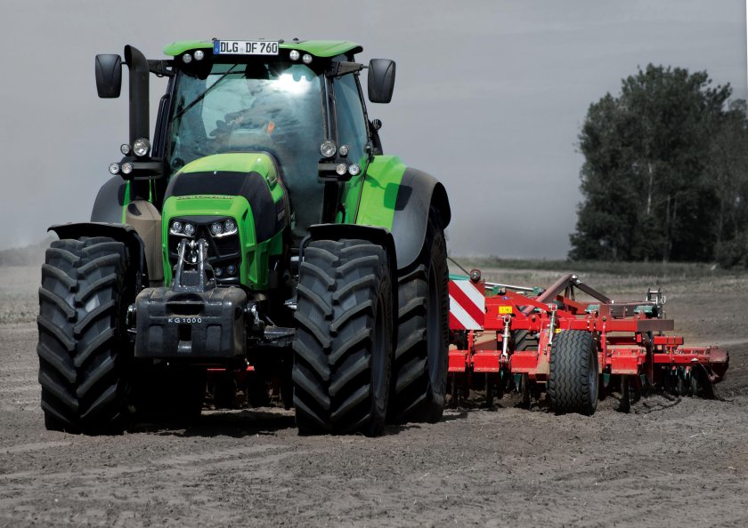 Трактор Deutz Fahr