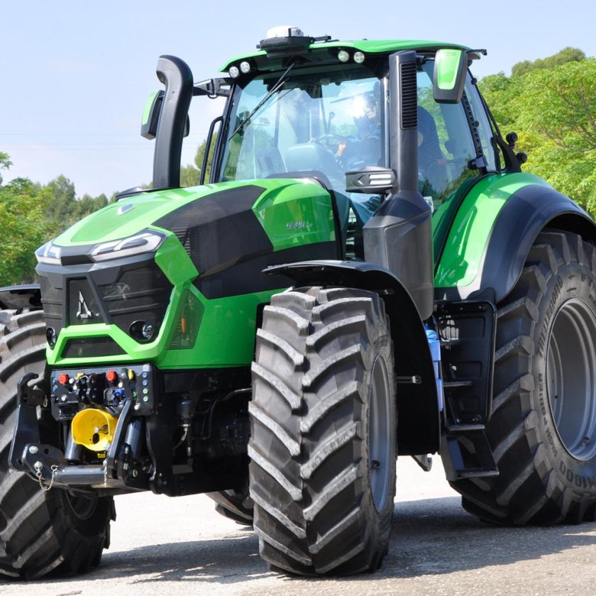 Трактор Deutz Fahr 9340