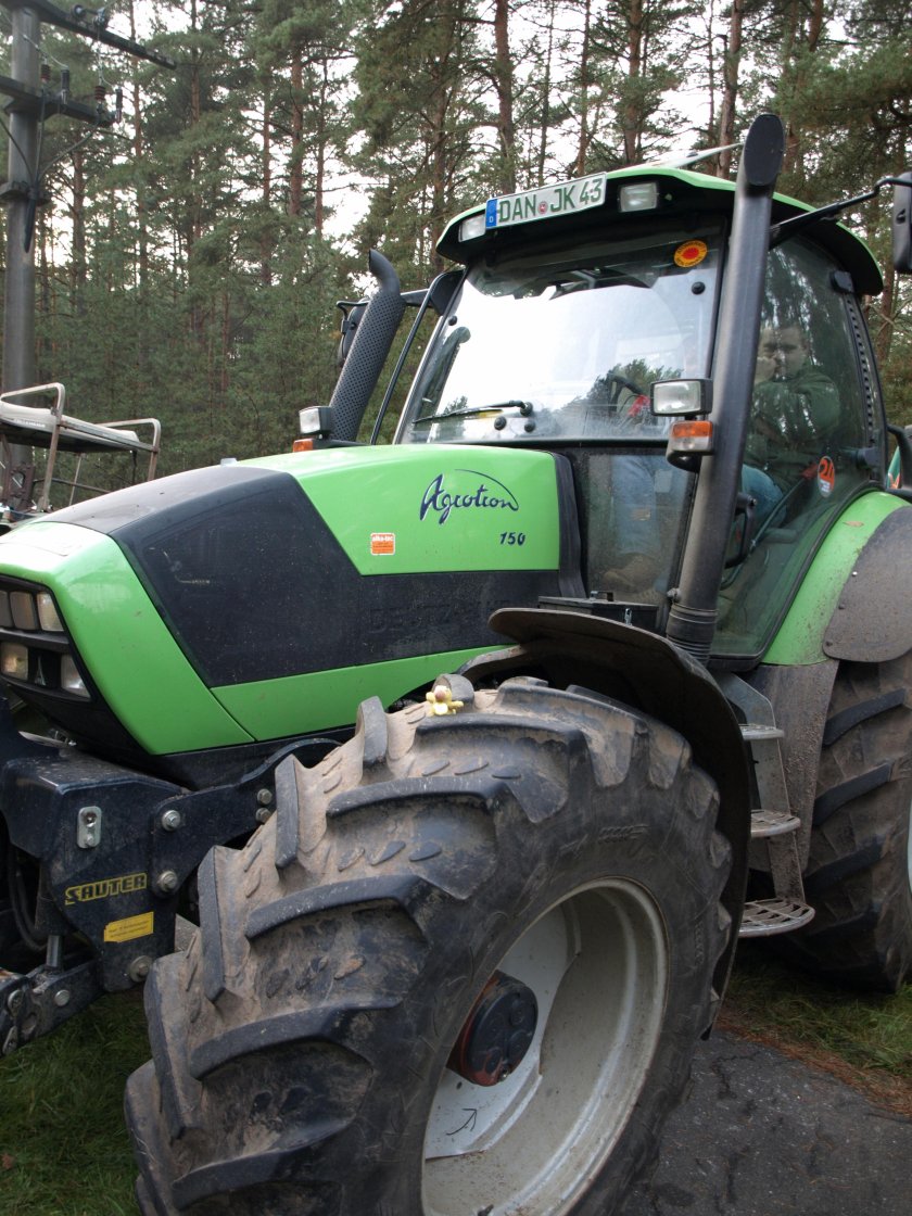 Трактор Deutz-Fahr Agrotron